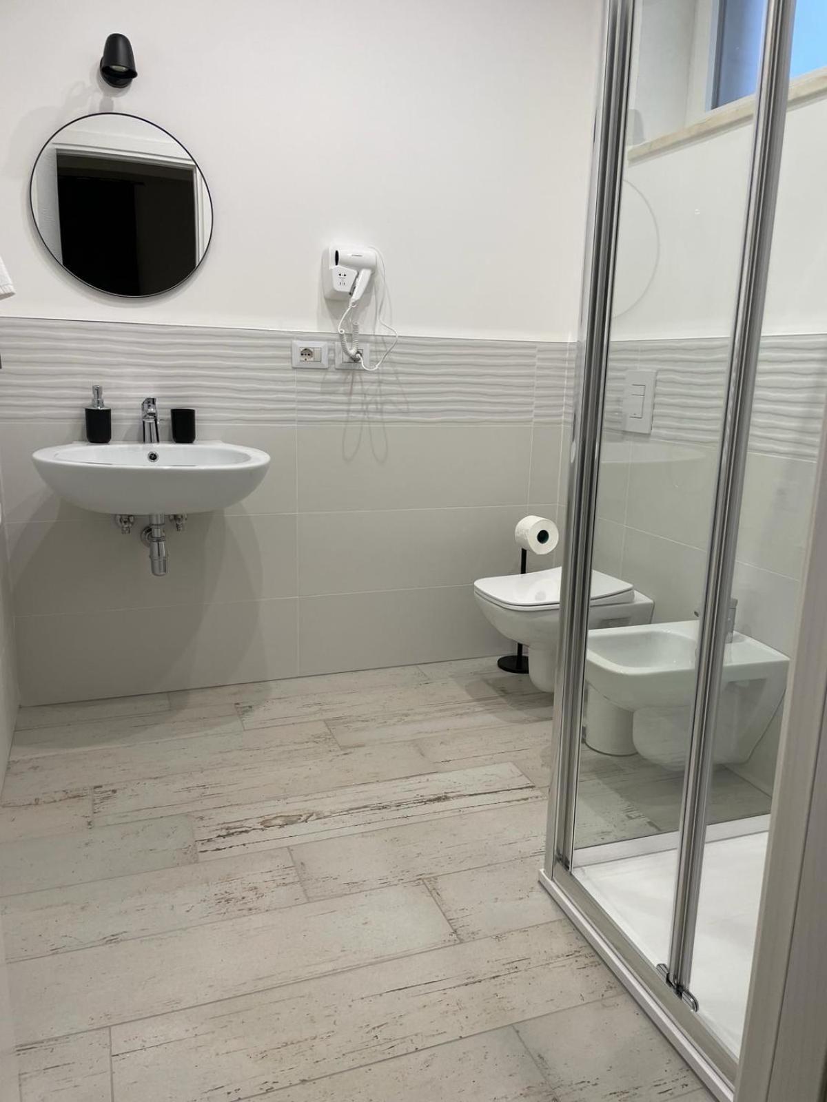 Maison Appartaments Bari Bagian luar foto