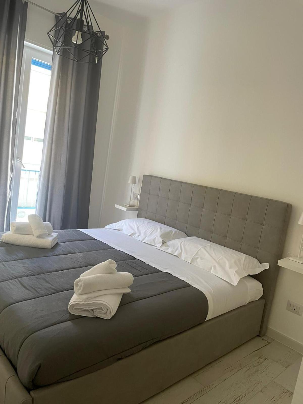 Maison Appartaments Bari Bagian luar foto