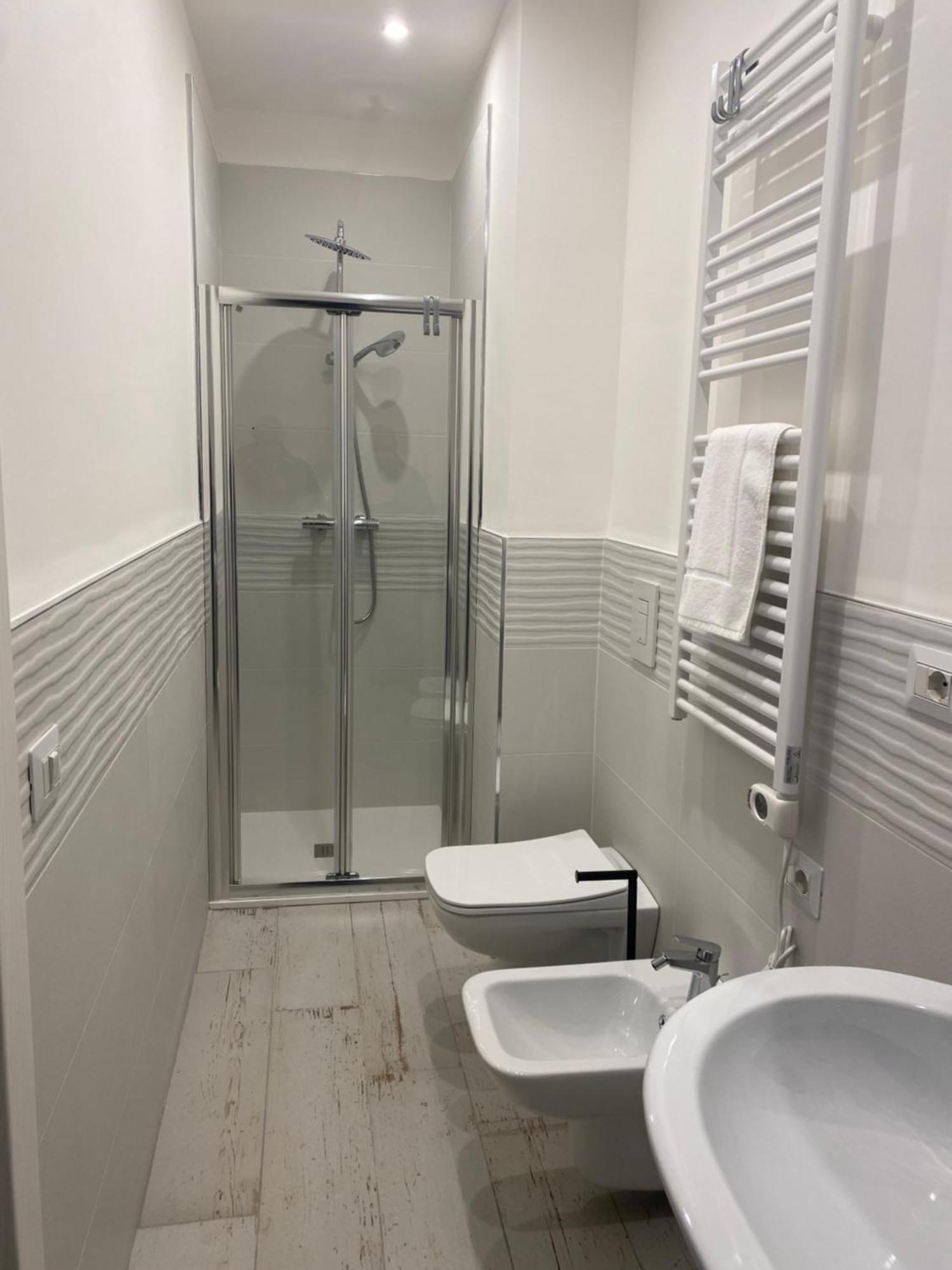 Maison Appartaments Bari Bagian luar foto